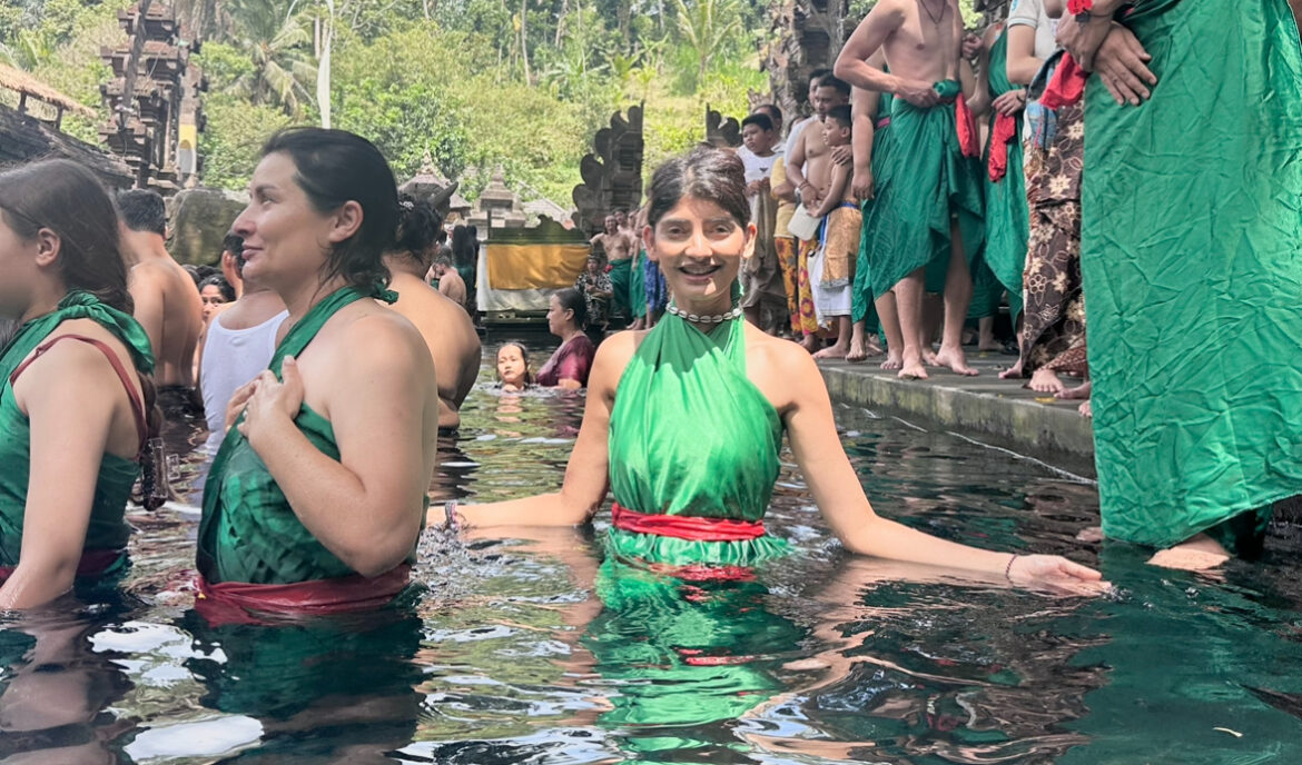 Bali-Temple-blog-tirta-empul-social-with-shefali