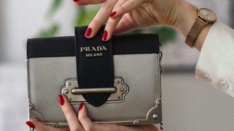 If Miranda Priestly Invested in 2006, This Is What Her Portfolio Would Look Like Today